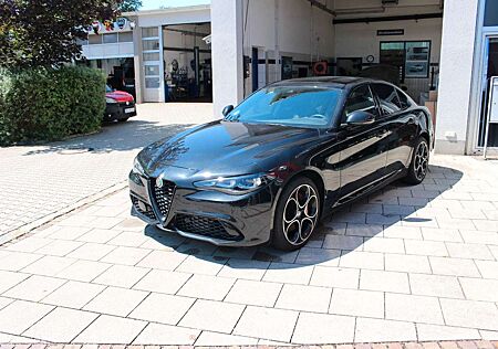Alfa Romeo Giulia Competizione Q4 Matrix/Garantie 04-27