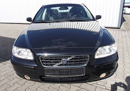Volvo S60 S60 2.4 Black Edition.ALU.NAVI.RA-CD.T-LEDER.