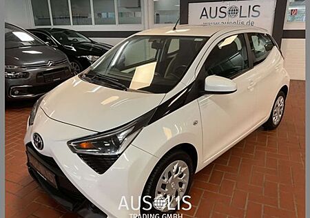 Toyota Aygo VVT x-play Sitzheizung,Car Play, Kamera
