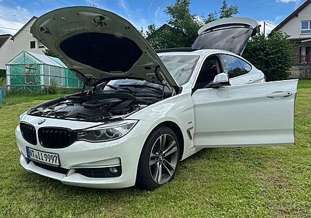 BMW 320d 320 xDrive GT Luxury Line