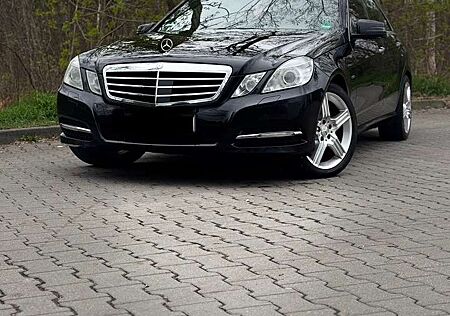 Mercedes-Benz E 350 CDI DPF 4Matic BlueEFFICIENCY 7G-TRONIC Elegance