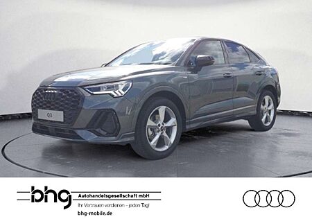Audi Q3 .