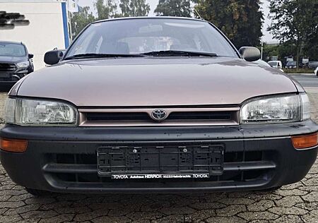 Toyota Corolla Liftback 1.4 XLi