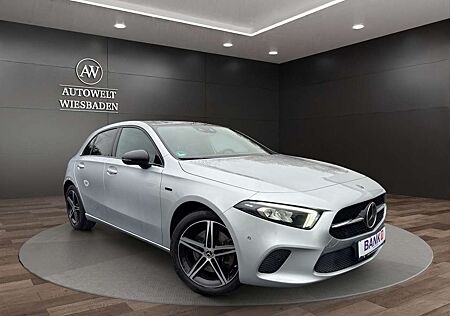 Mercedes-Benz A 250 e | Pano | Burmester | AHK |