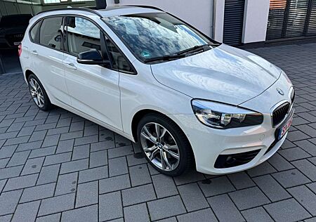 BMW 218 Baureihe 2 Active Tourer i"Pano Navi