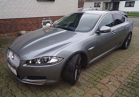 Jaguar XF 2.2 Diesel