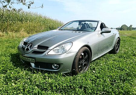 Mercedes-Benz SLK 200 Aut. PDC,Airscarf.18"Alu,Kette neu!