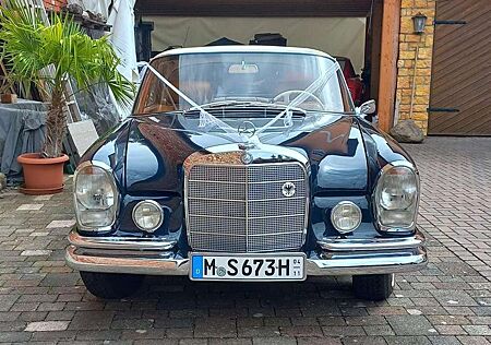 Mercedes-Benz 250 W111,250SE/C, Coupe, Automatik