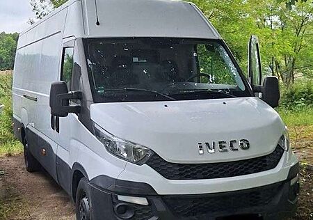 IVECO Daily VI 35 S 13 Camper / Lieferwagen
