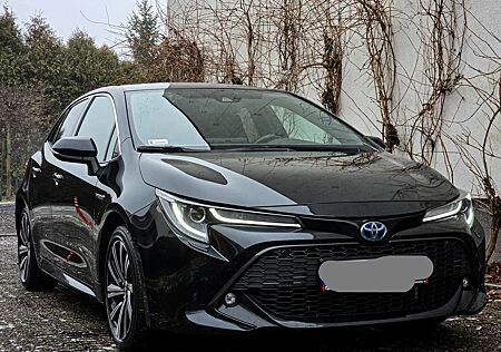 Toyota Corolla 1.8 Hybrid Business Edition
