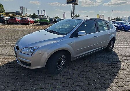 Ford Focus 1.6 16V Fun X
