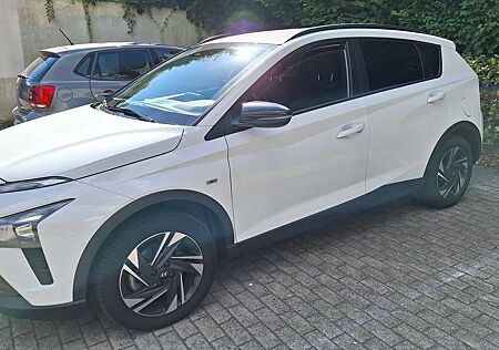 Hyundai Bayon 1.0 T-GDI 48V-Hybrid DCT Connect+Go