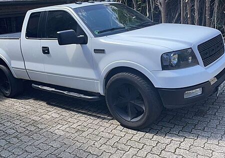 Ford F 150 Lariat 5.4 V8 2WD