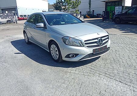 Mercedes-Benz A 200 CDI / d (176.008)
