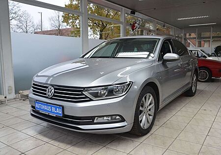 VW Passat Volkswagen 1.5 Lim. Comfortline *KLIMAAUT*NAVI*72TKM