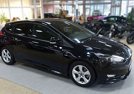 Ford Focus Lim. ST-Line; NAV/ XENON/ KAM/ LAN/ AAC...