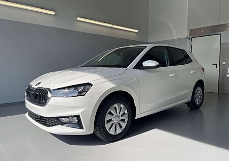 Skoda Fabia Essence 115PS Sitzheizung+Sunset+5 Jahre Garant...