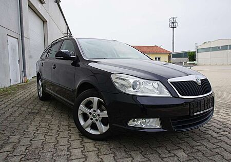 Skoda Octavia 1.4TSI Combi SHZ PDC Tempomat 1.Hand