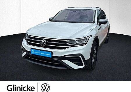 VW Tiguan Allspace Volkswagen Life 2,0 TDI Kamera+AHK+Pano+SHZ