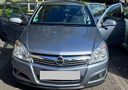 Opel Astra 1.8 Automatik Cosmo