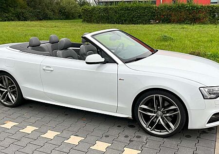 Audi A5 Cabrio 3.0 TDI DPF quattro S tronic