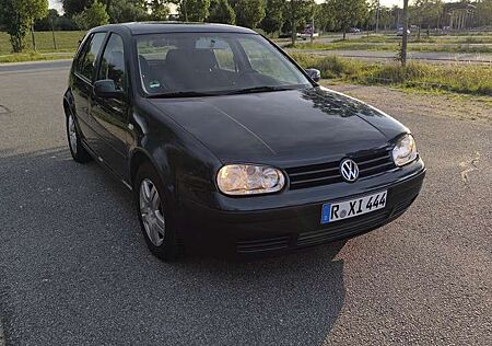VW Golf Volkswagen 1.6