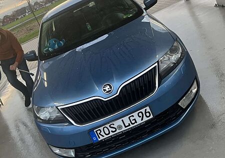 Skoda Rapid /Spaceback Spaceback 1.4 TDI (Green tec) Ambition