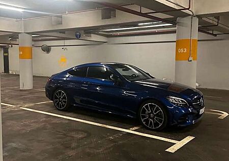 Mercedes-Benz C 200 Coupe 9G-TRONIC AMG Line