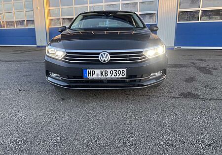 VW Passat Variant Volkswagen 2.0 TDI SCR DSG (BlueM. Tech) Highline