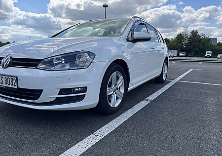 VW Golf Volkswagen 1.6 TDI BlueMotion Technology DSG Cup
