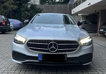 Mercedes-Benz E 220 d 9G-TRONIC Avantgarde