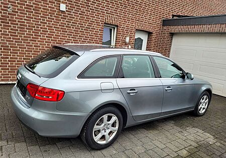 Audi A4 Avant 2.0 TDI DPF Attraction