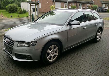 Audi A4 Avant 2.0 TDI DPF Attraction