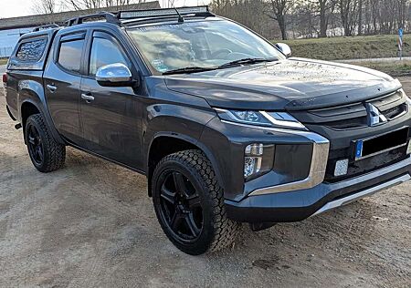 Mitsubishi L200 gebraucht kaufen Mitsubishi L200 Pick Up 4x4 +S