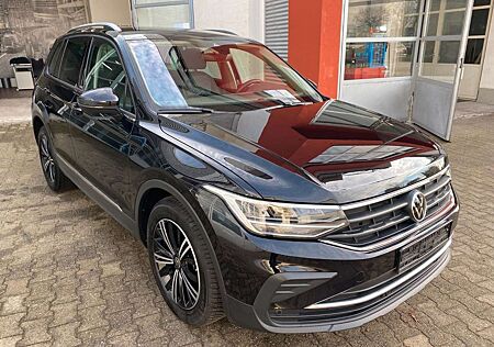 VW Tiguan Volkswagen 1.5 TSI Life
