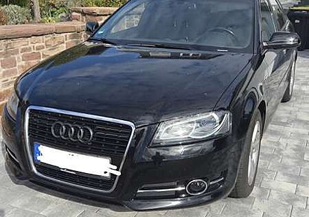 Audi A3 1.8 TFSI Sportback S tronic line Sportpaket
