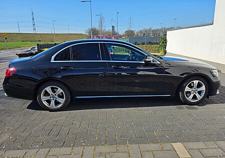 Mercedes-Benz E 220 d 4Matic 9G-TRONIC