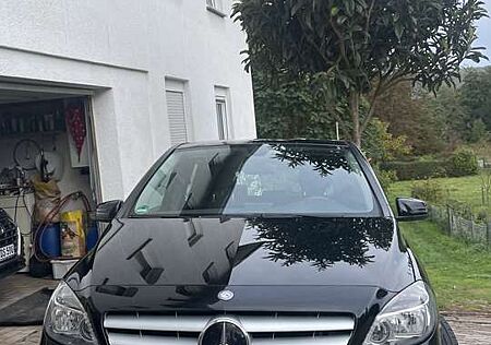 Mercedes-Benz B 180 (246.242)