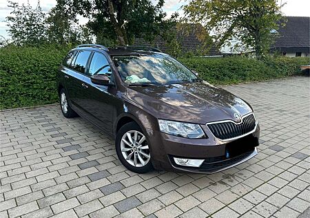 Skoda Octavia Combi 2.0 TDI (Green tec) DSG Style