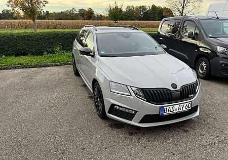 Skoda Octavia Combi 2.0 TSI DSG RS