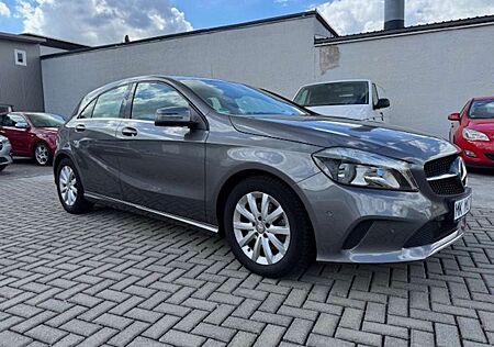 Mercedes-Benz A 180 BlueEfficiency (176.042)