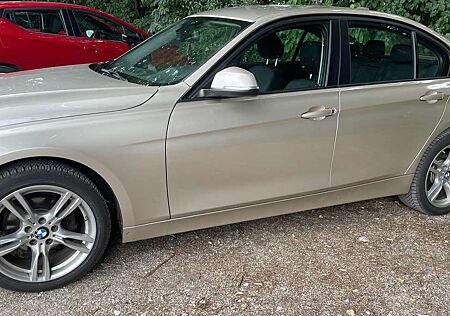 BMW 320i 320 xDrive