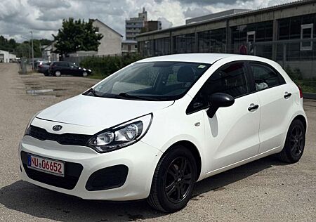 Kia Rio 1.2 4-Türig Klima Euro5 Alu