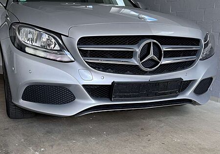 Mercedes-Benz C 180 T CGI (205.240)