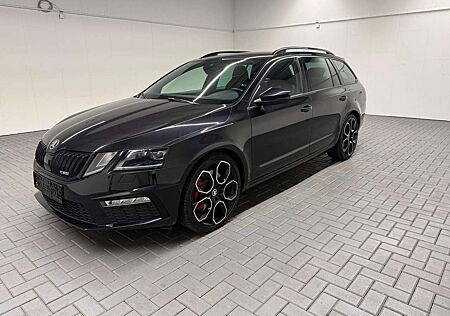 Skoda Octavia RS LED/Navi/Canton/Stdhzg/AHK/Kam/19-LM