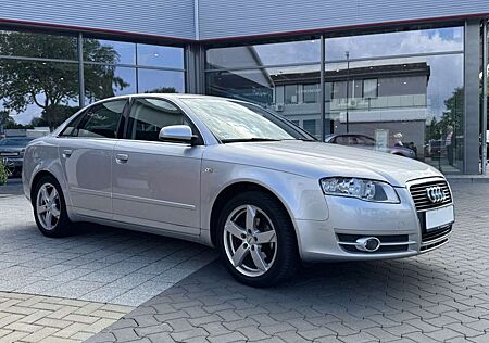 Audi A4 1.6 +abnehmbare AHK +Scheckheft
