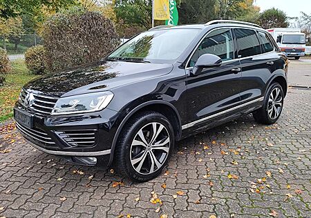 VW Touareg Volkswagen V6 TDI BMT/ Executive Edition Terrain Tech 4Motion