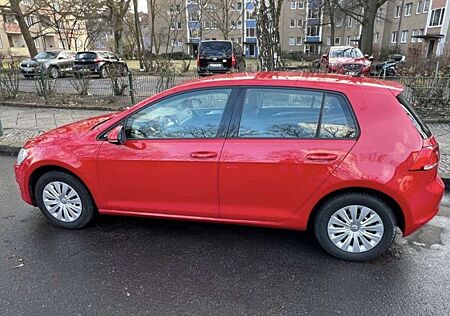 VW Golf Volkswagen 1.2 TSI BlueMotion Technology Trendline