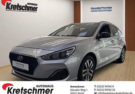 Hyundai i30 cw YES! Navi Sitzh. Lenkradh. Kamera Allwetterreif