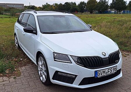 Skoda Octavia Combi 2.0 TSI DSG RS